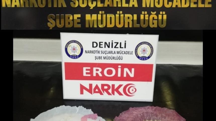 Otob&uuml;sle uyuşturucu taşıyan 3 ş&uuml;pheli yakalandı