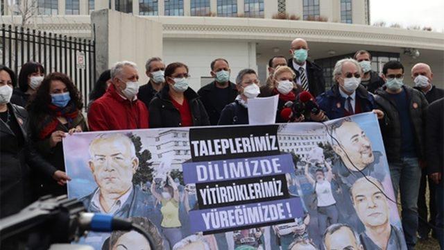 Türkiye’de Sağlık Çalışanları Kutlama Yerine Hak Talep Ediyor