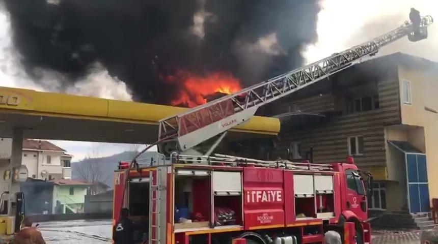 Ordu'da akaryakıt istasyonundaki yangın paniğe yol açtı