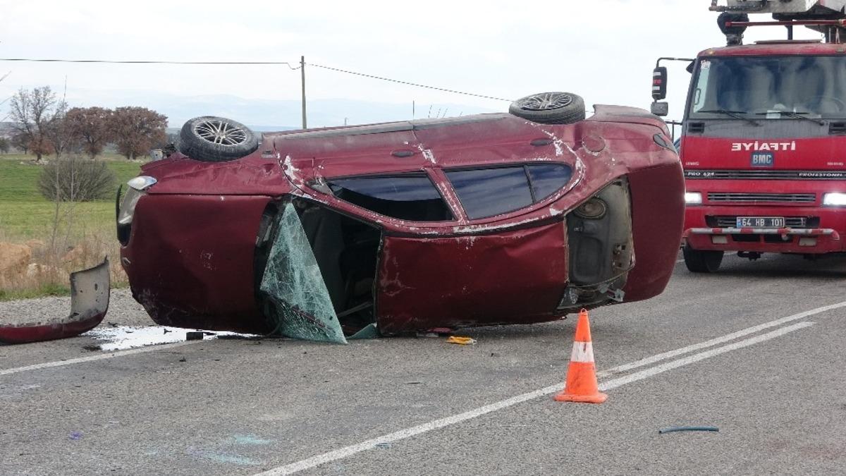 Uşak&rsquo;ta trafik kazası; 1 ağır yaralı