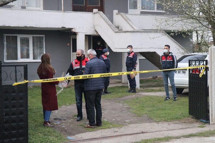 GÜNCELLEME - Düzce'de tartıştığı arkadaşını falçatayla öldürdüğü iddia edilen Afganistan uyruklu şüpheli tutuklandı G1