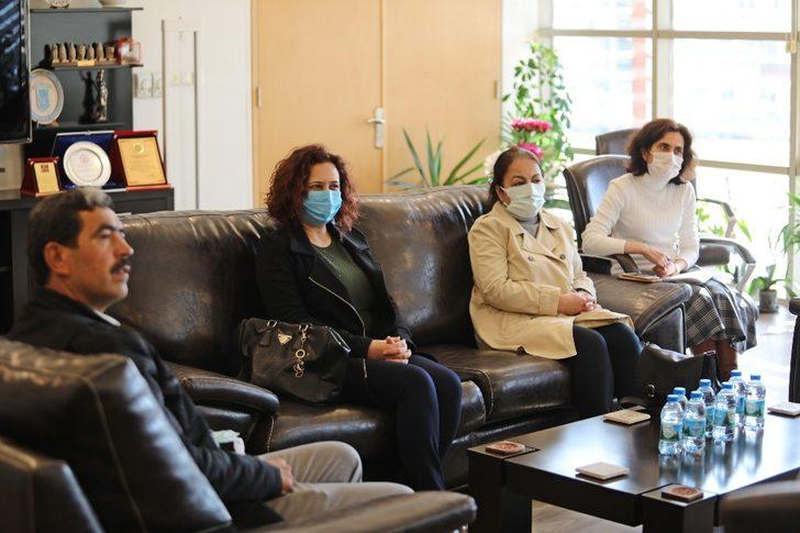 Akhisar Belediyesinden muhtarlara tam destek G2