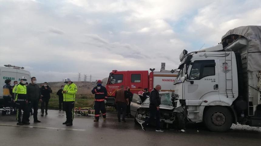 Manisa'da katliam gibi kaza! 4 ölü