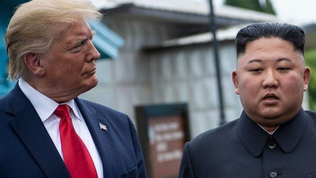 Donald Trump'ın, Kim Jong-un ile buluşmaları diplomatik çıkmazı aşmakta başarılı olamadı.