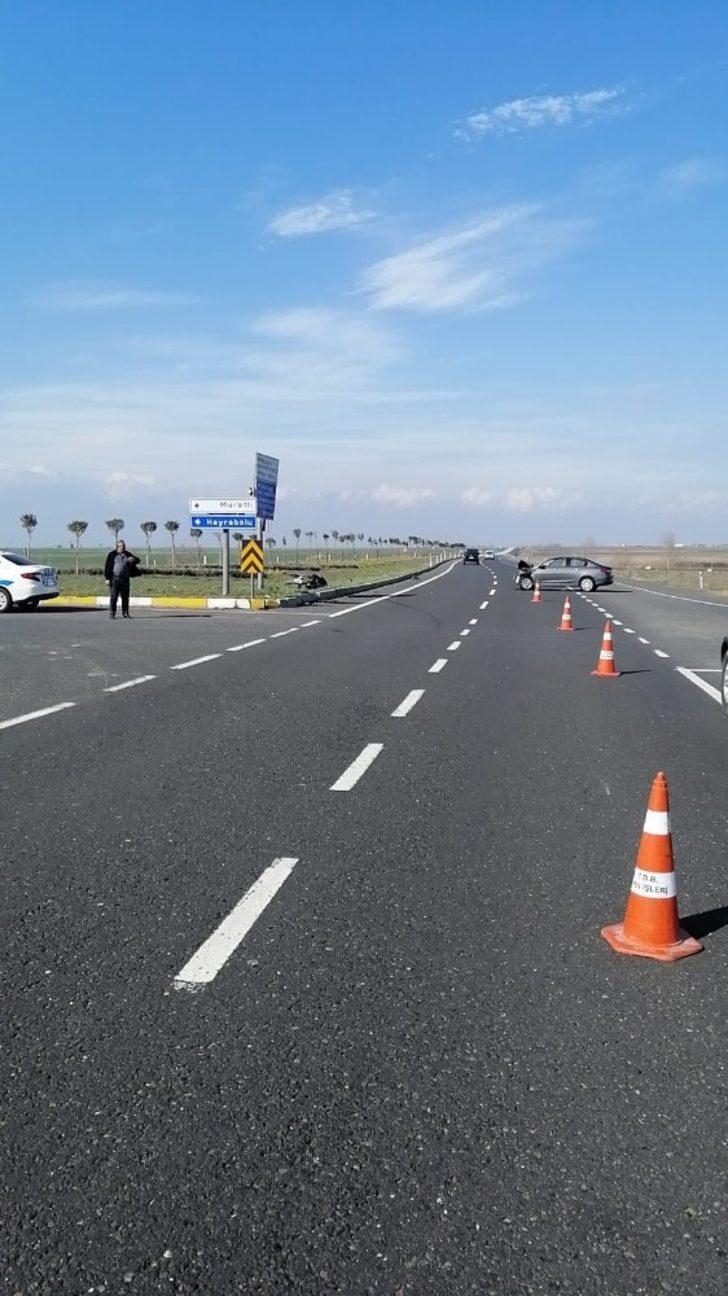 Kavşakta kaza: 3 yaralı G3