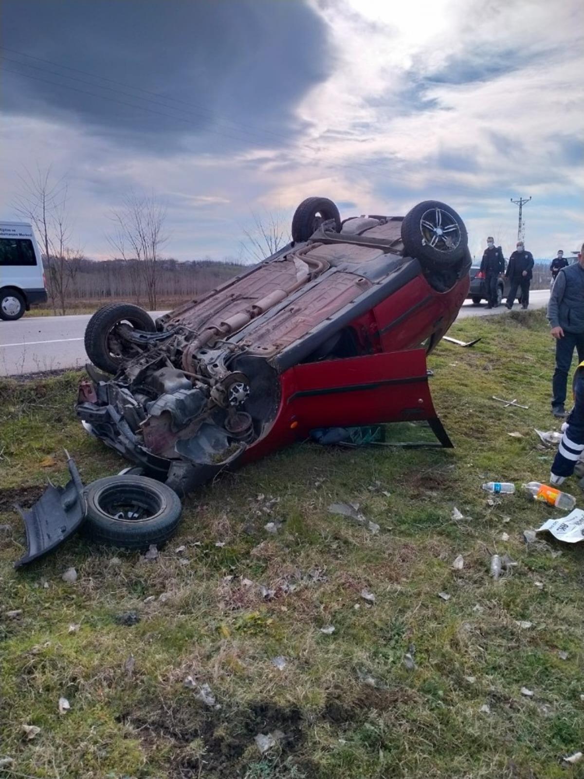 Samsun&rsquo;da otomobil takla attı: 2 yaralı