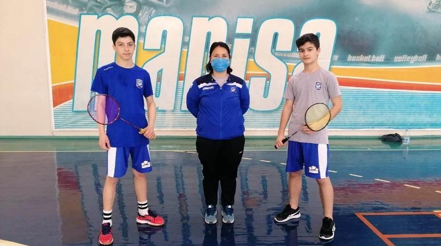 Yunusemre Belediyesporlu 2 badmintoncu ile milli takım se&ccedil;mesine katılacak