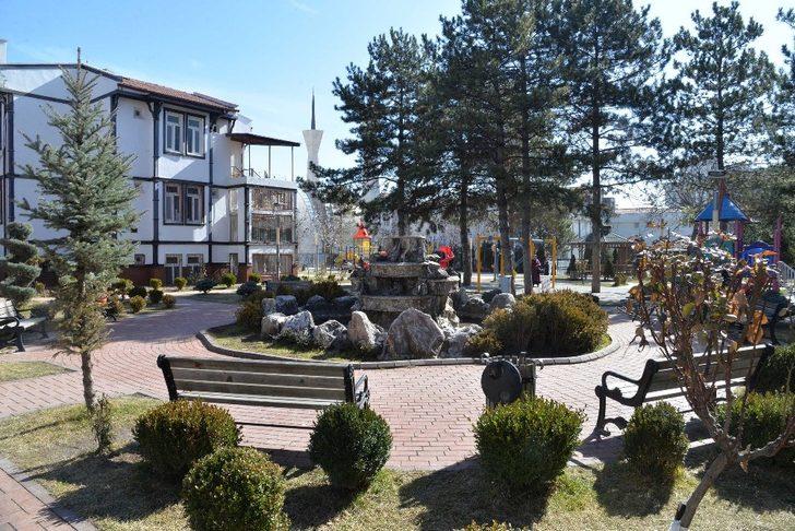 Kahramankazan Belediyesi’nden parklara bahar dokunuşu G2