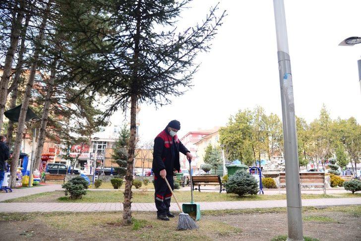 Kahramankazan Belediyesi’nden parklara bahar dokunuşu G3