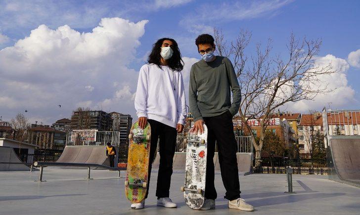 Keçiören’de kaykayını alan parkura koştu G1