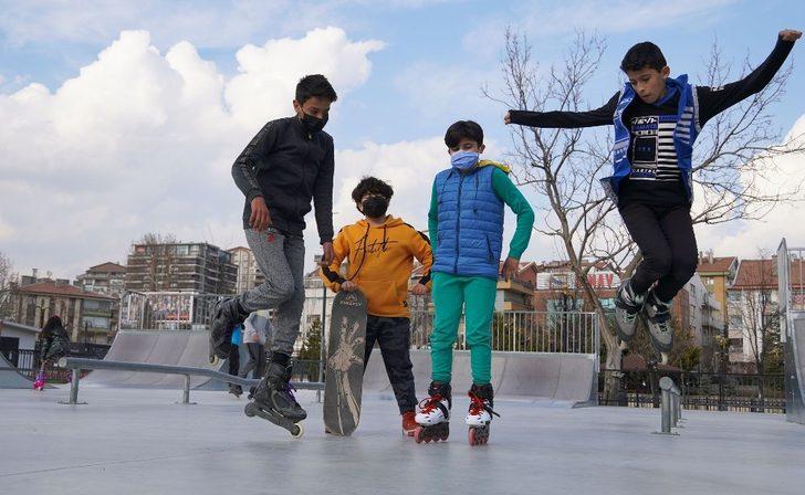 Keçiören’de kaykayını alan parkura koştu G4