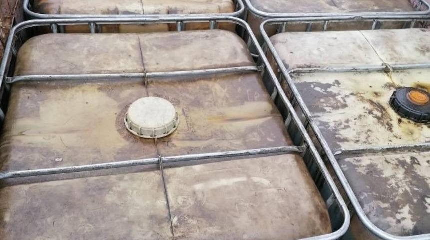 Gaziantep&rsquo;te 6 ton ka&ccedil;ak akaryakıtla 125 bin makaron ele ge&ccedil;irildi