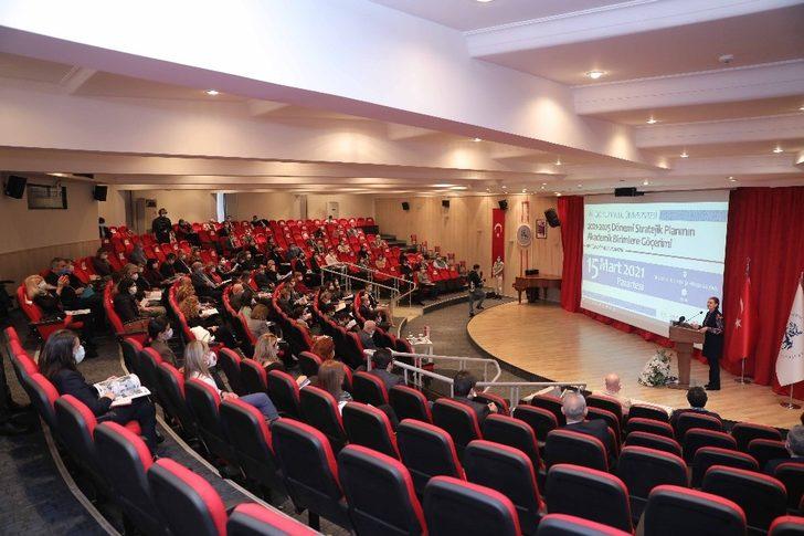 DEÜ’nün stratejik planı akademik birimlere tanıtıldı G2