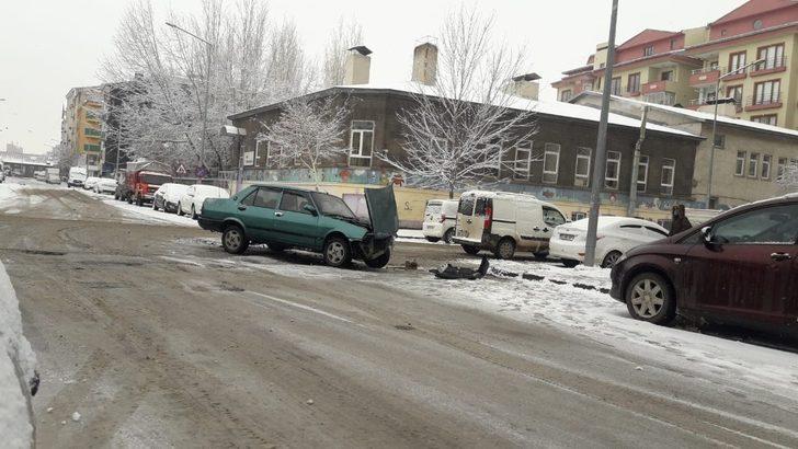 Kars’ta kar yağışı kazalara neden oldu G3