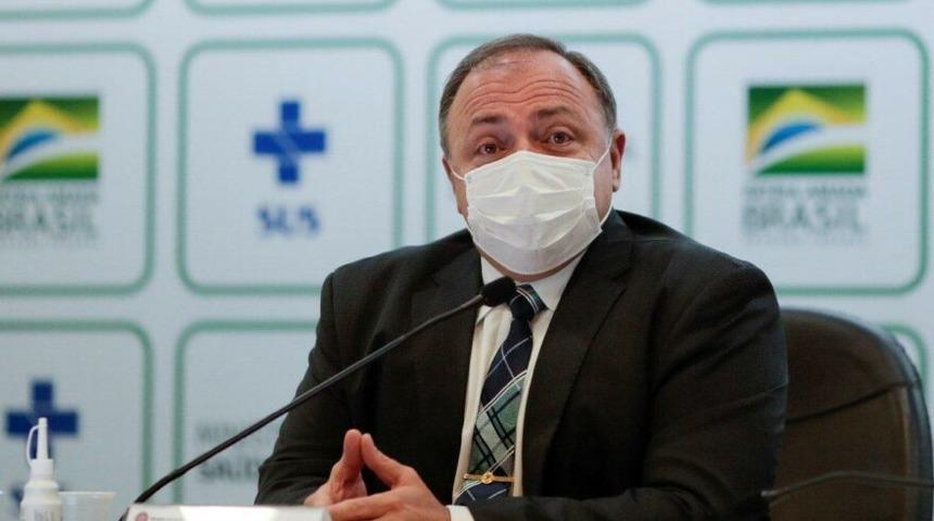 Korona &uuml;&ccedil;&uuml;nc&uuml; Sağlık Bakanı'nı da yedi!