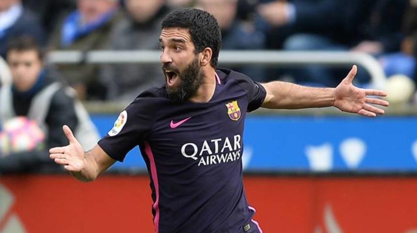 Barcelona taraftarı Arda Turan&rsquo;ı sildi