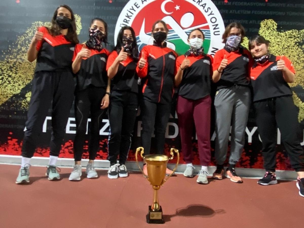 B&uuml;y&uuml;kşehir sporcuları Gaziantep&rsquo;e T&uuml;rkiye 3&rsquo;&uuml;nc&uuml;l&uuml;ğ&uuml; getirdi