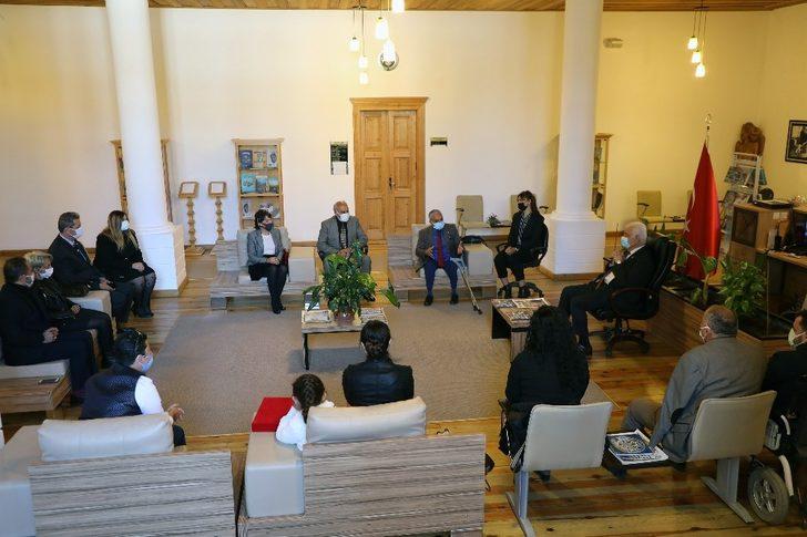 Engelli ve Aileleri Birliği Derneği’nden Başkan Gürün’e Ziyaret G4