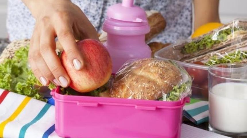 Ders zili çaldı: Okula giden çocuğun beslenmesi nasıl olmalı? Nelere dikkat edilmeli?