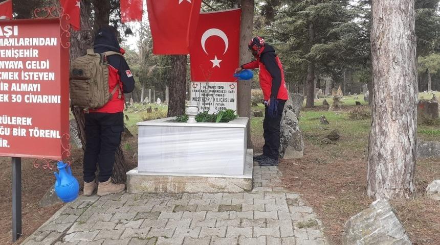 M&uuml;stecip Onbaşı unutulmadı