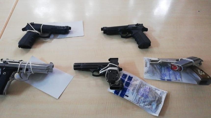 Kahramanmaraş&rsquo;ta 27 silah ele ge&ccedil;irdi