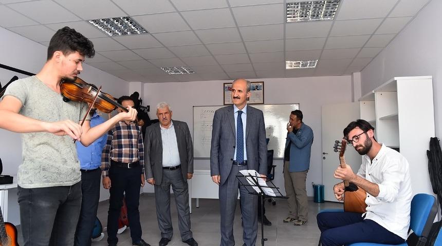 Dulkadiroğlu Gençlik Merkezinde kurs kayıtları başladı