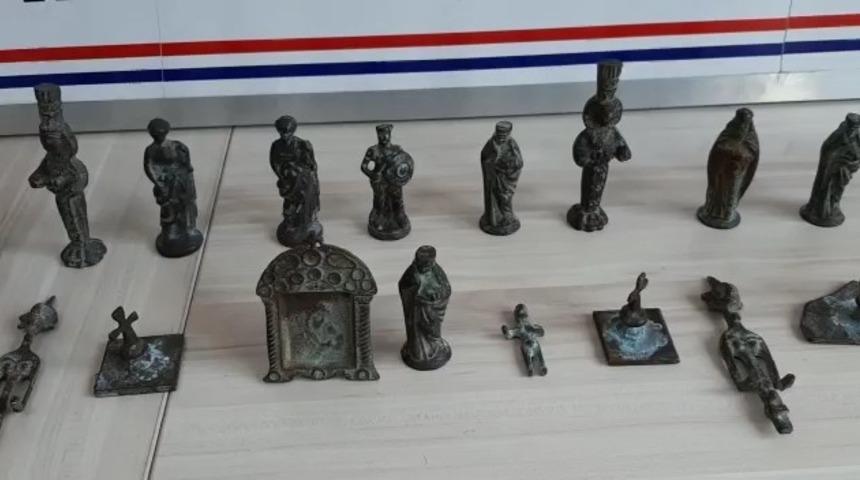 Tarih ka&ccedil;ak&ccedil;ısı serbest bırakıldı