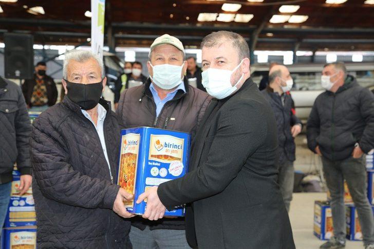 İvrindili arıcılara arı yemi desteği G3