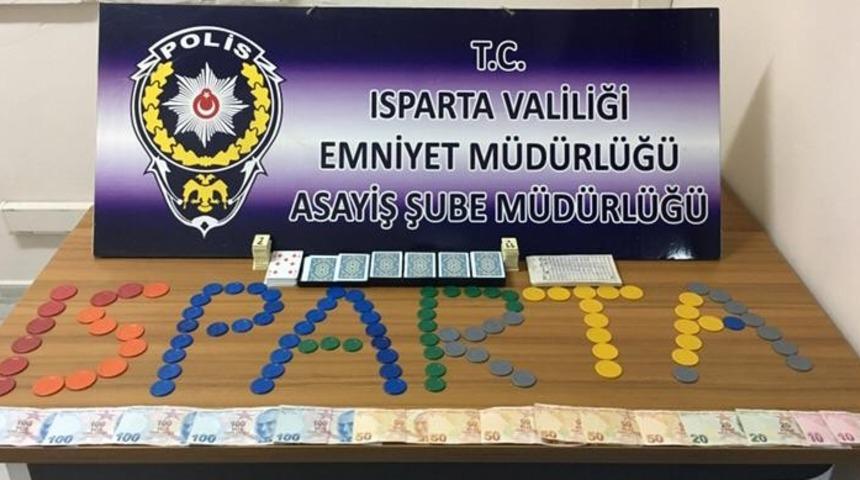 Isparta&rsquo;da kumar baskınında yakalanan 8 kişiye 34 bin 551 lira ceza