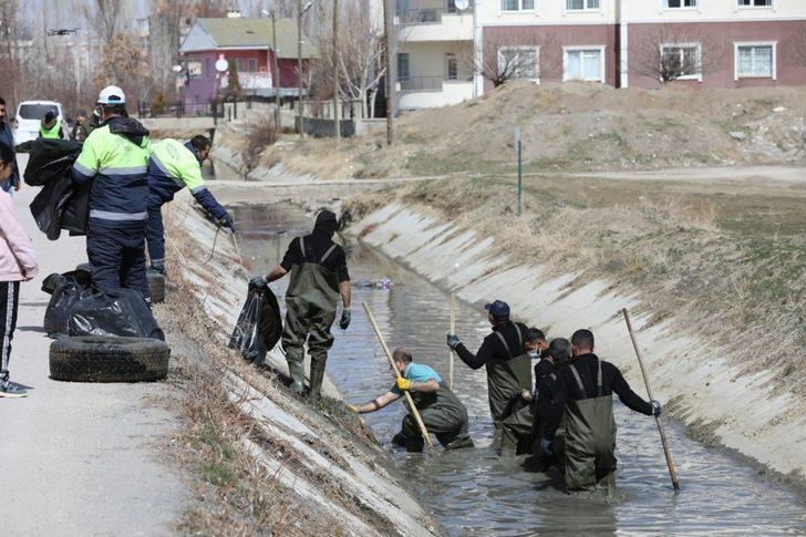Tarihi Şamran Kanalı’nda temizlik çalışması G5