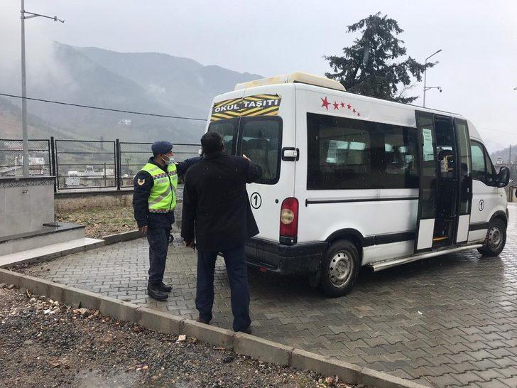 Kahramanmaraş’ta okul servis araçları denetlendi G4