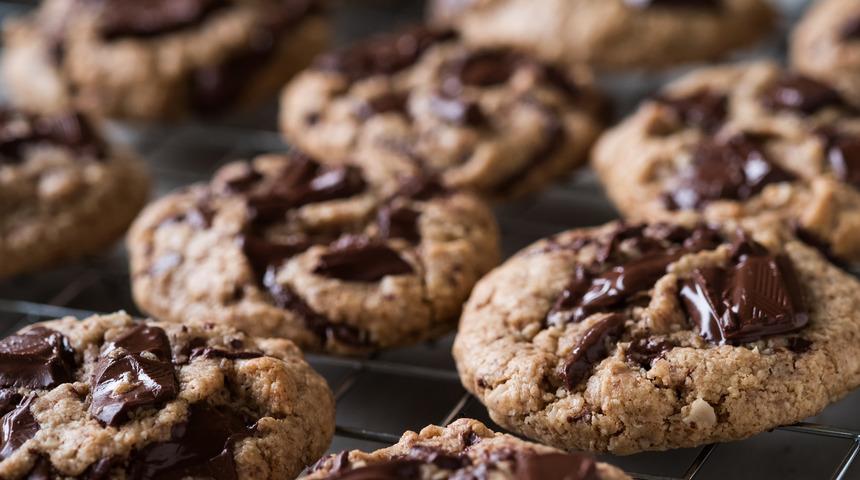 İlk Ders Zili Çaldı: Akışkan Çikolatalı Kurabiye Tarifi