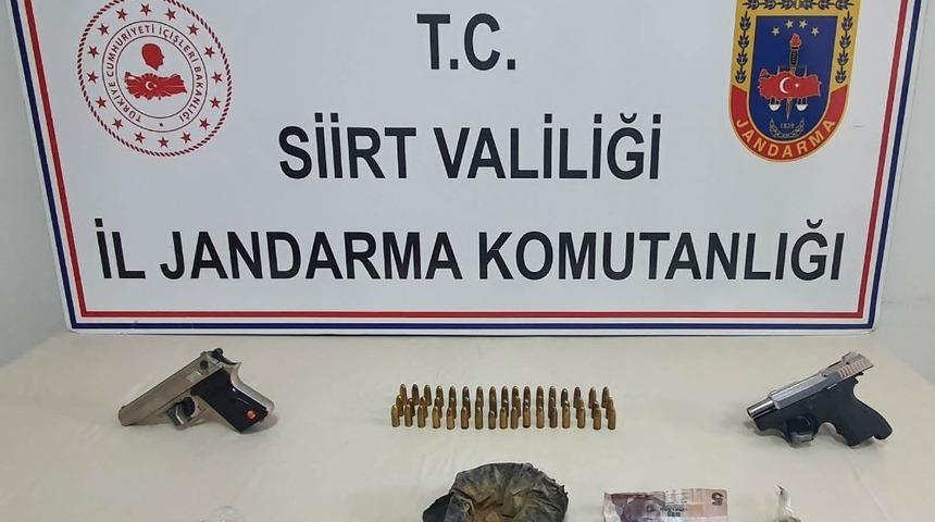 Siirt&rsquo;te uyuşturucu operasyonu: 4 kişi tutuklandı