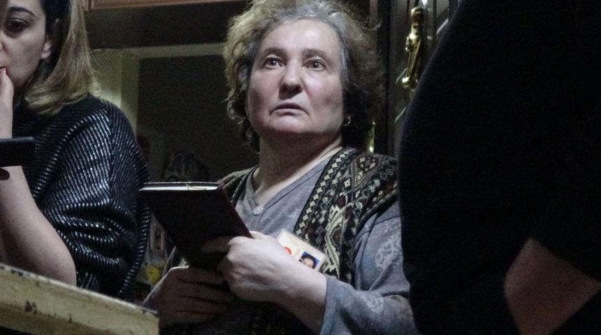 Aşı olduğunu söyleyerek inandıran dolandırıcıya 90 bin TL'lik altın kaptırdı