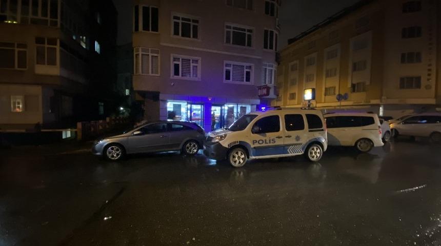 Bakırk&ouml;y&rsquo;de silahlı market soygunu