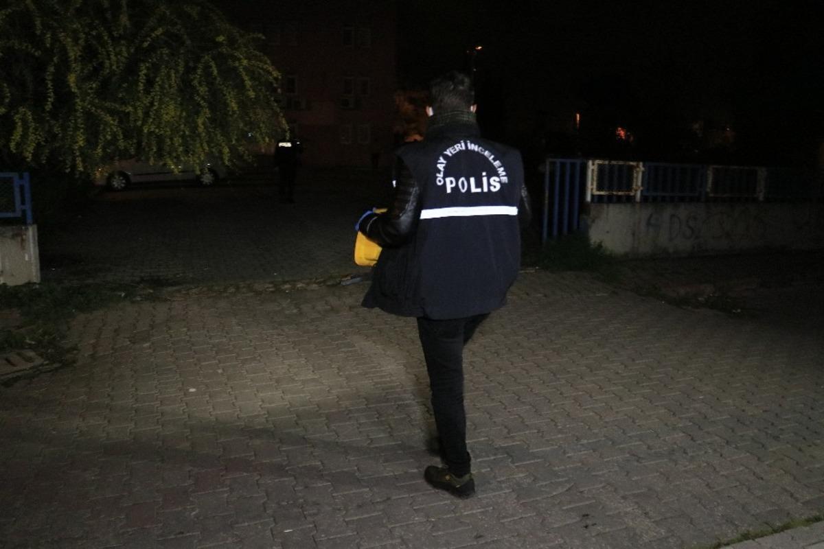 Adana&rsquo;da alacak-verecek kavgası: 2 yaralı
