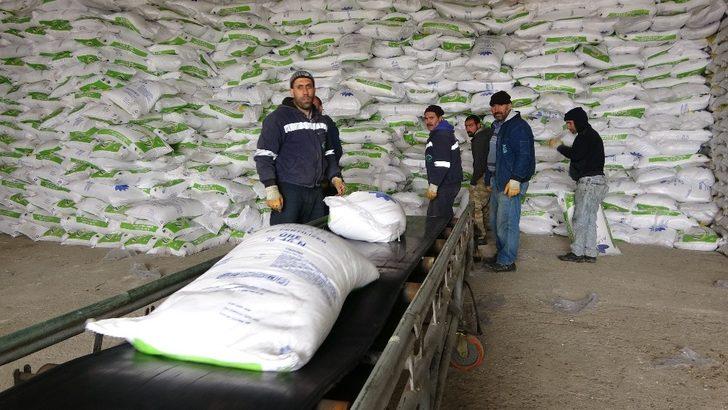 Muş’ta bin 500 çiftçiye gübre ve tohum desteği G3