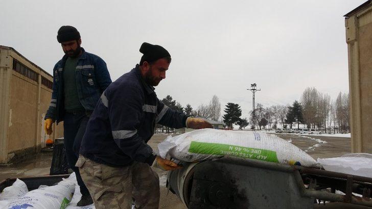 Muş’ta bin 500 çiftçiye gübre ve tohum desteği G4
