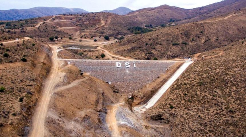 Manisa&rsquo;nın &uuml;z&uuml;m diyarına can katacak barajda sona yaklaşıldı