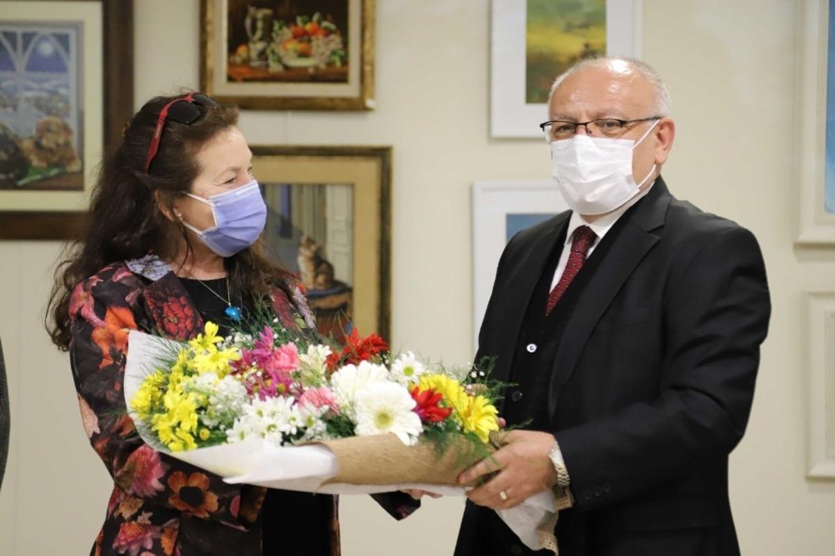 &ldquo;Bahara Merhaba&rdquo; resim sergisi Kartal Belediyesi&rsquo;nde a&ccedil;ıldı