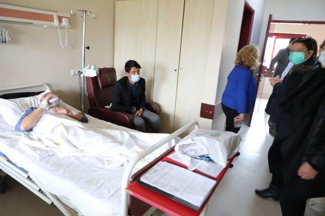 Yenişehir Belediyesinden onkoloji hastalarına moral ziyareti