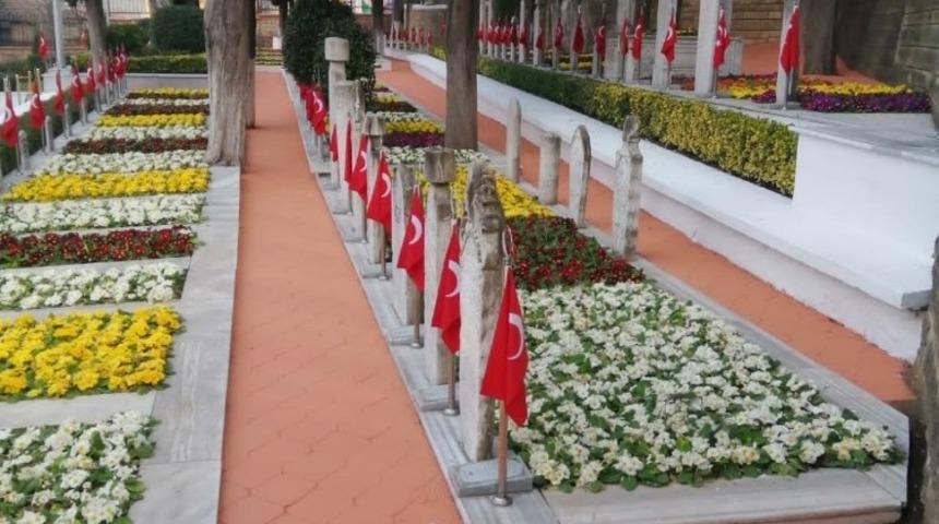 İzmit Namazgah Şehitliği, 18 Mart&rsquo;a hazırlandı