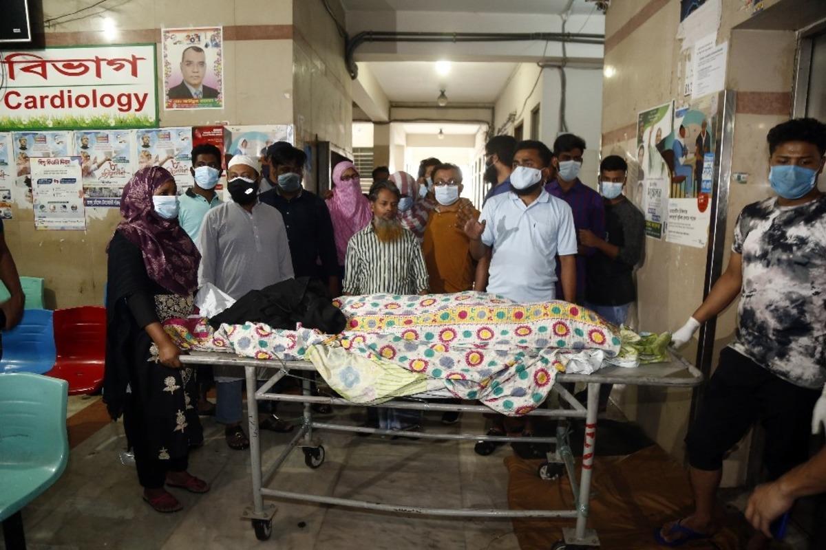 Bangladeş&rsquo;te hastanede yangın: 3 Covid-19 hastası &ouml;ld&uuml;