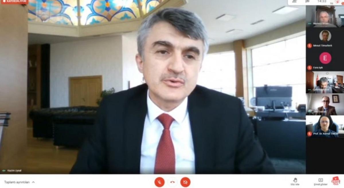 DP&Uuml;&rsquo;de İstiklal Marşı&rsquo;nın anısına Lisans&uuml;st&uuml; &Ouml;ğrenci Sempozyumu