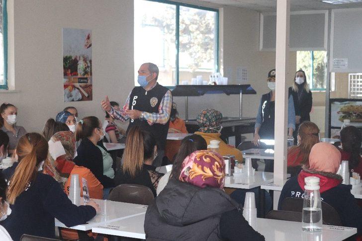 165 bayanın cep telefonuna KADES uygulaması yüklendi G2