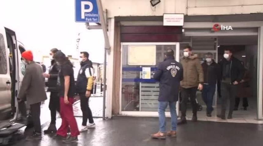 Boğazi&ccedil;i &Uuml;niversitesi&rsquo;nde K&acirc;be fotoğrafını yere serilmesi davası başlıyor