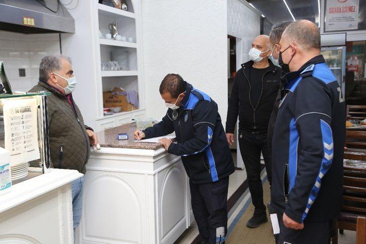 Erdemli zabıtası, iş yerlerinde korona virüs denetimi yaptı G4