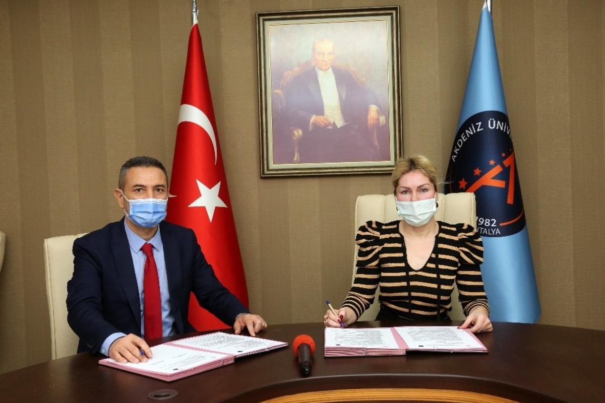 Akdeniz &Uuml;niversitesi ile Milli Eğitim &lsquo;İş Birliği Protokol&uuml;&rsquo; imzaladı