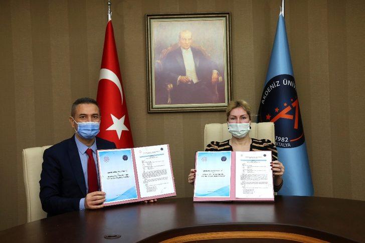 Akdeniz Üniversitesi ile Milli Eğitim ‘İş Birliği Protokolü’ imzaladı G3