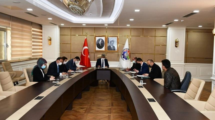 Karab&uuml;k&rsquo;te halk g&uuml;n&uuml; toplantısı